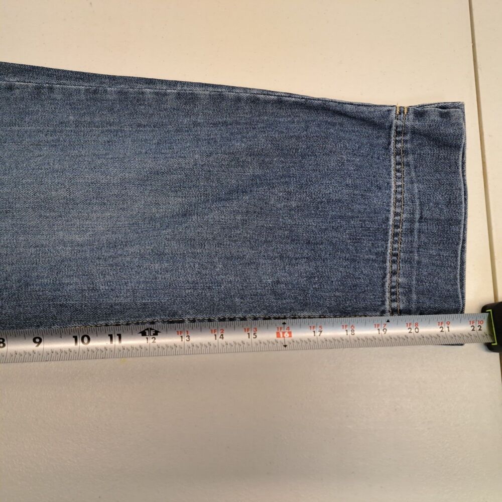 Eddie Bauer Women's Size 4 100% Cotton Blue Capri Jeans - Picture 9 of 9